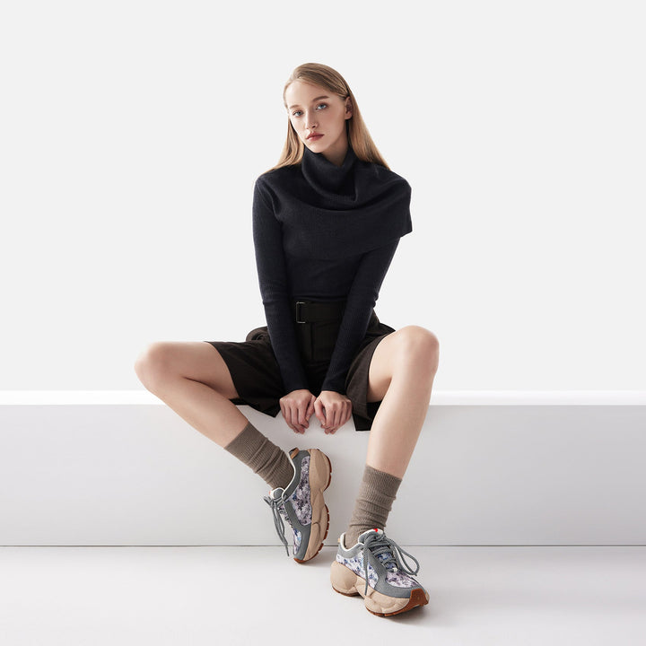 Lost in the Blue Sky Dreamland I Women