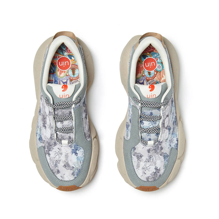 Lost in the Blue Sky Dreamland I Women