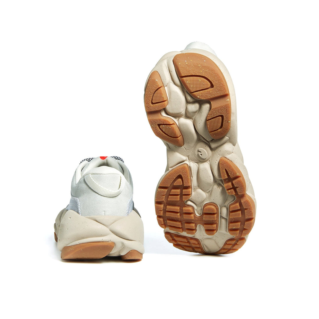 White Dreamland I Women