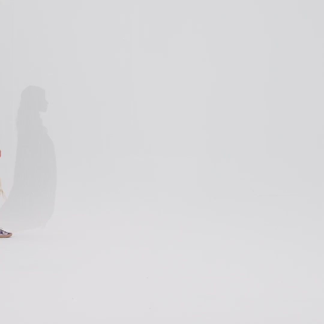 A Quiet Path Toledo I Women