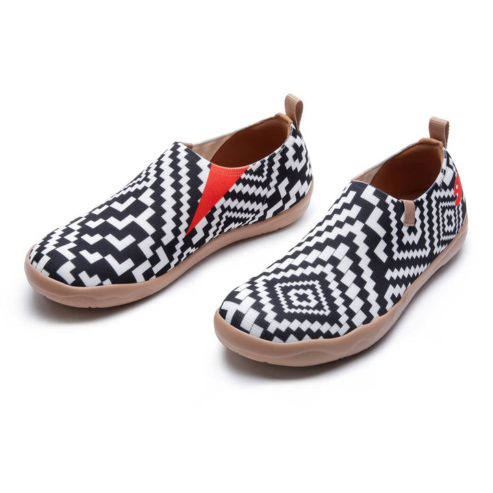 UIN Footwear Women Lattice Maze Toledo I Men Canvas loafers