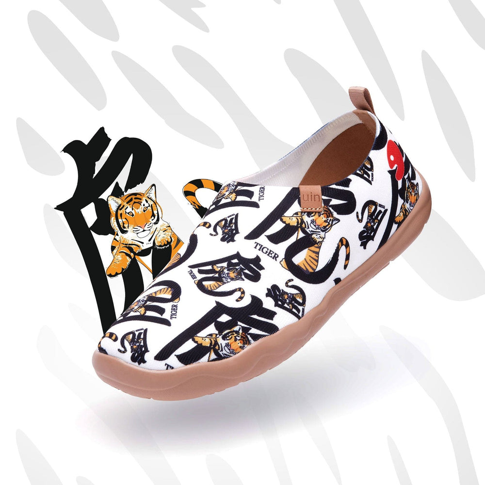 UIN Footwear Men Tiger in Calligraphy Toledo I Men Canvas loafers