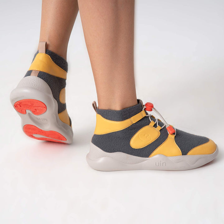 UIN Footwear Women Apricot Mijas IV Women Canvas loafers