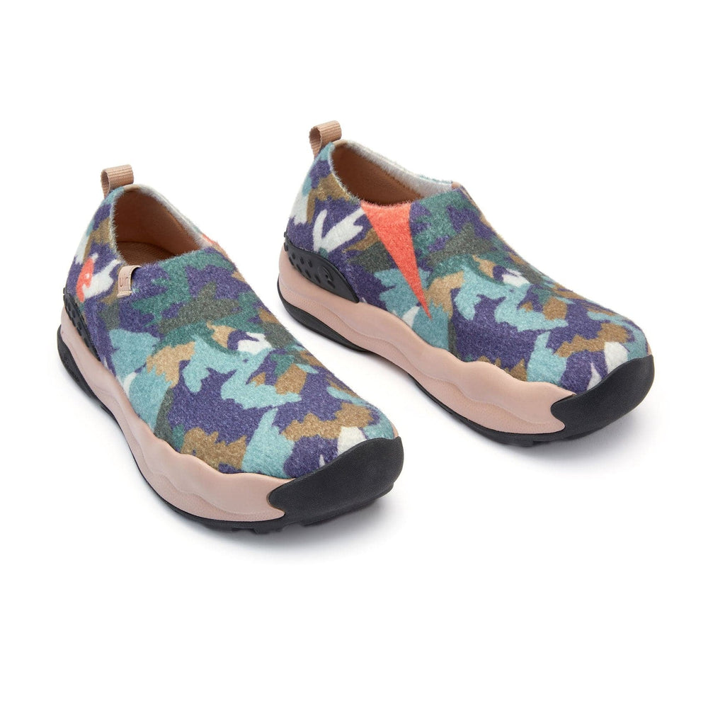 UIN Footwear Women Camouflage Flowers Toledo XI Women Canvas loafers