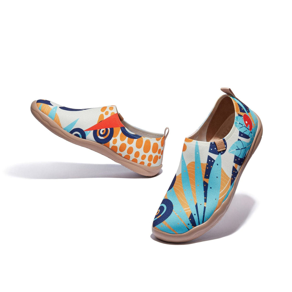 UIN Footwear Women Geometric Leaves Toledo I Women Canvas loafers