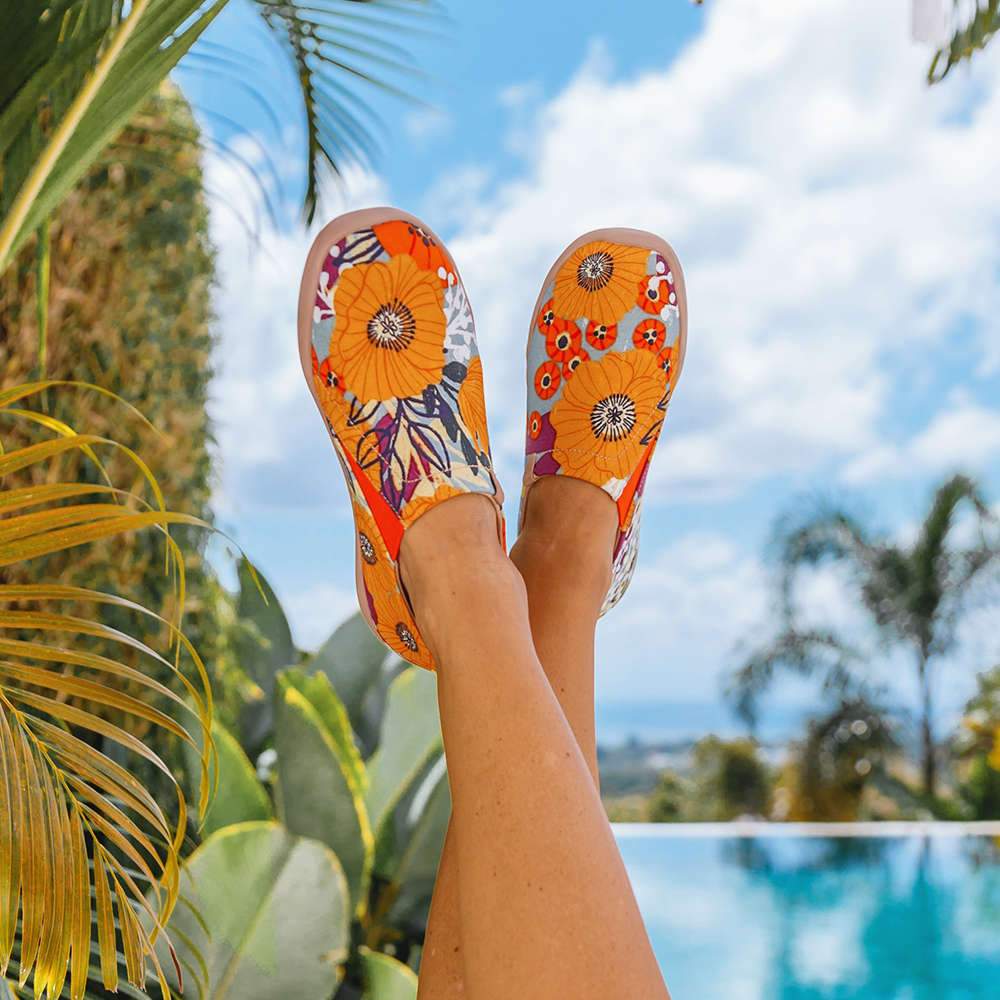 UIN Footwear Women Marigolds Canvas loafers