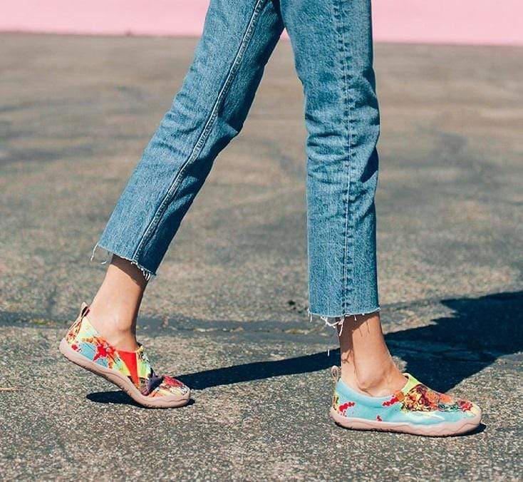 UIN Footwear Women Mottled Butterfly Canvas loafers