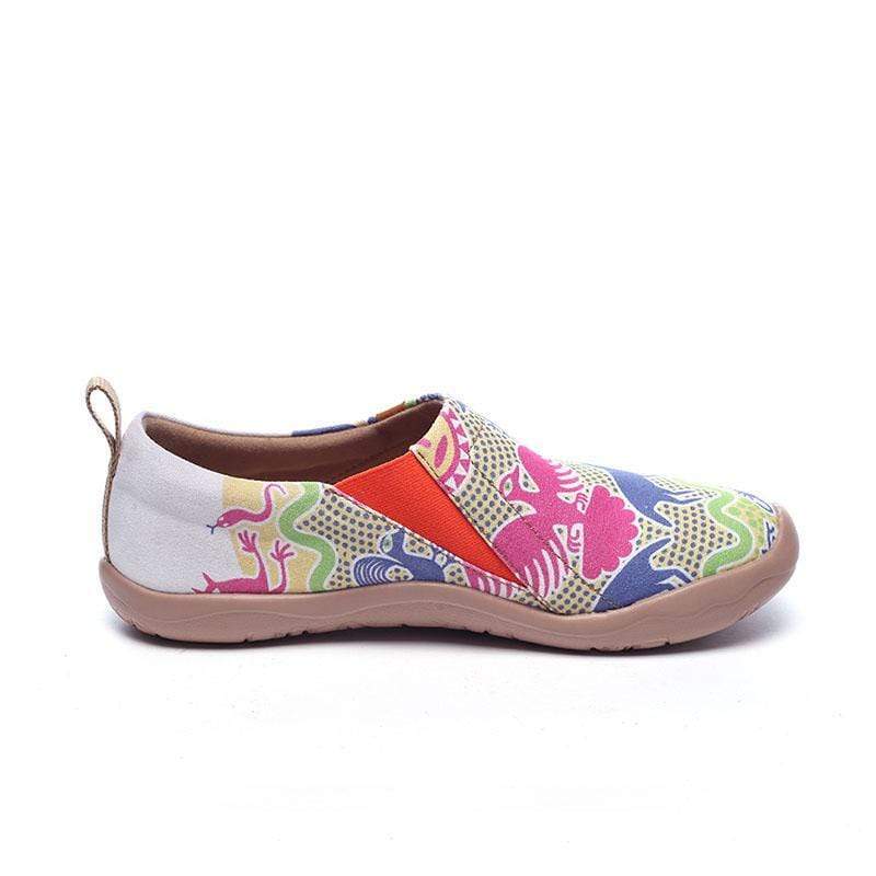 UIN Footwear Women Oriental Fairyland Canvas loafers