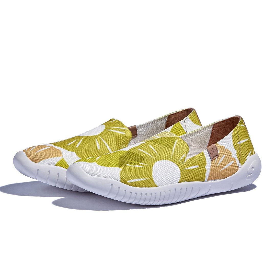 UIN Footwear Women Pineapple Slices Menorca II Women Canvas loafers