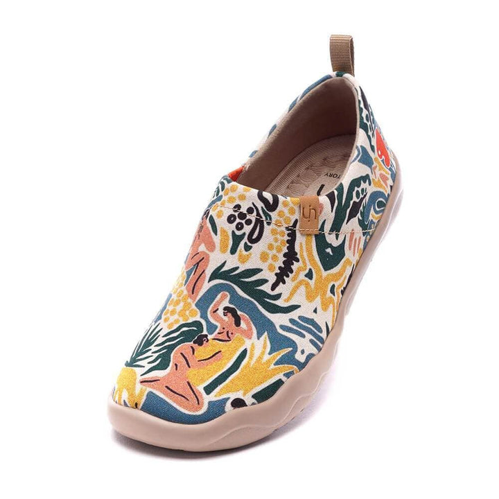UIN Footwear Women The Dance Canvas loafers
