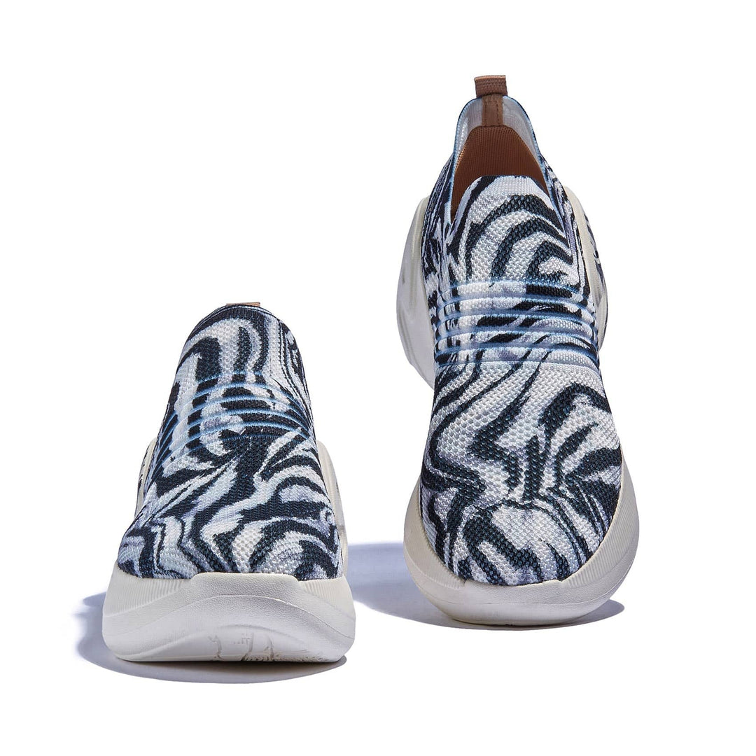 UIN Footwear Women Zebra Migration Zaragoza II Women Canvas loafers